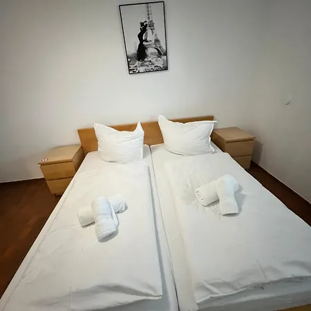 Appartement Premium 70qm 2,5 Kueche, Smart Tv, Garage, Wifi